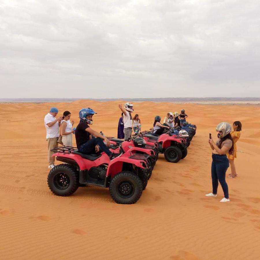 Akabar Luxury Desert Camp 梅尔祖卡 外观 照片