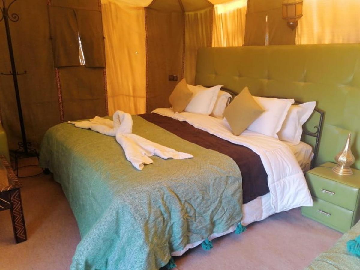 Akabar Luxury Desert Camp 梅尔祖卡 外观 照片