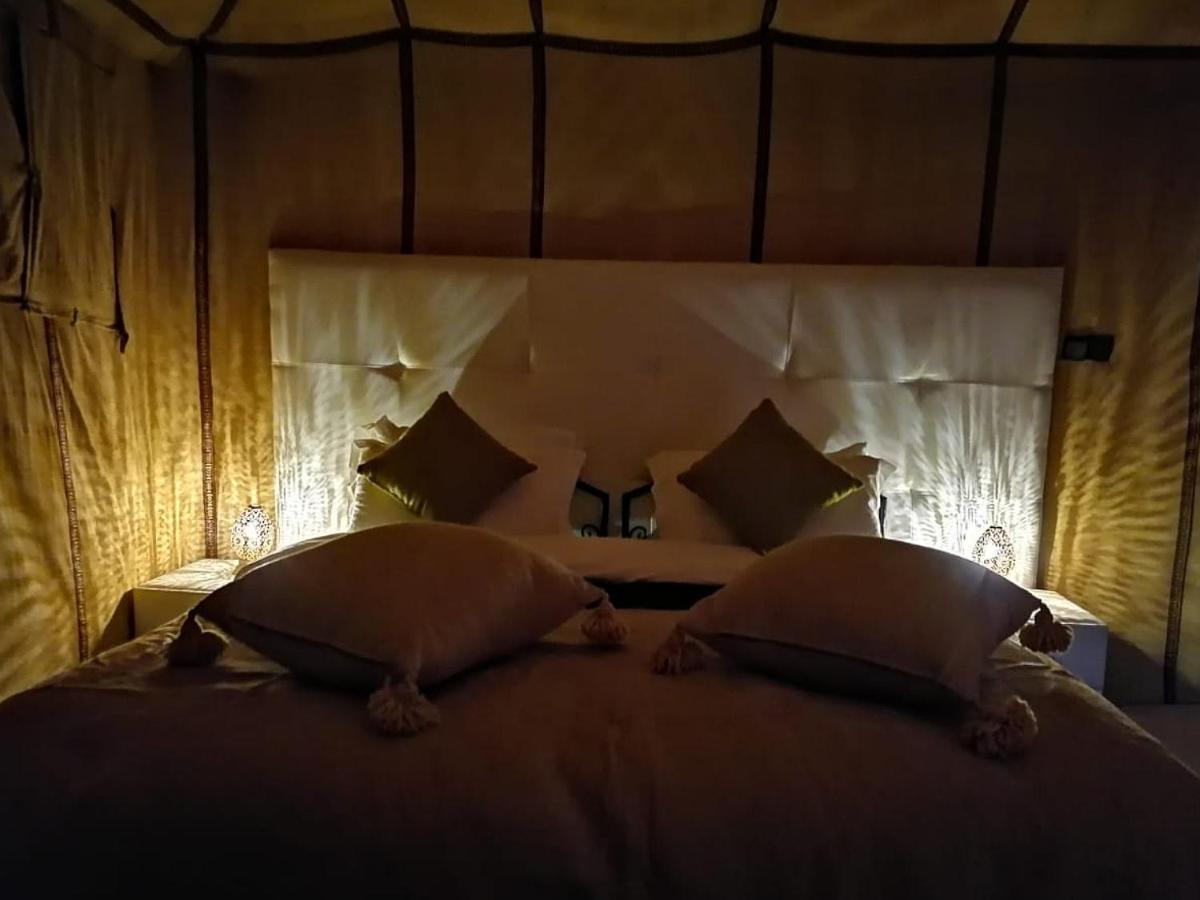Akabar Luxury Desert Camp 梅尔祖卡 外观 照片