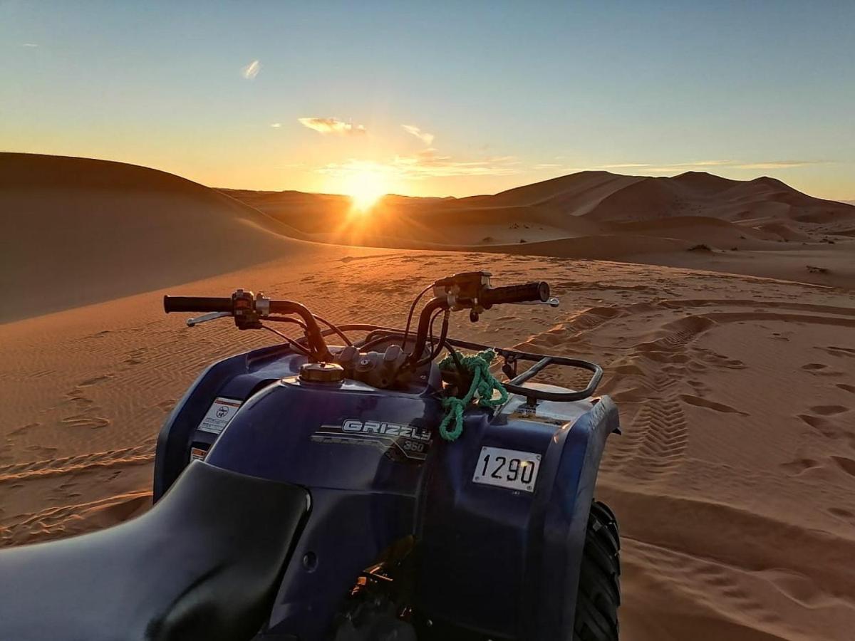 Akabar Luxury Desert Camp 梅尔祖卡 外观 照片