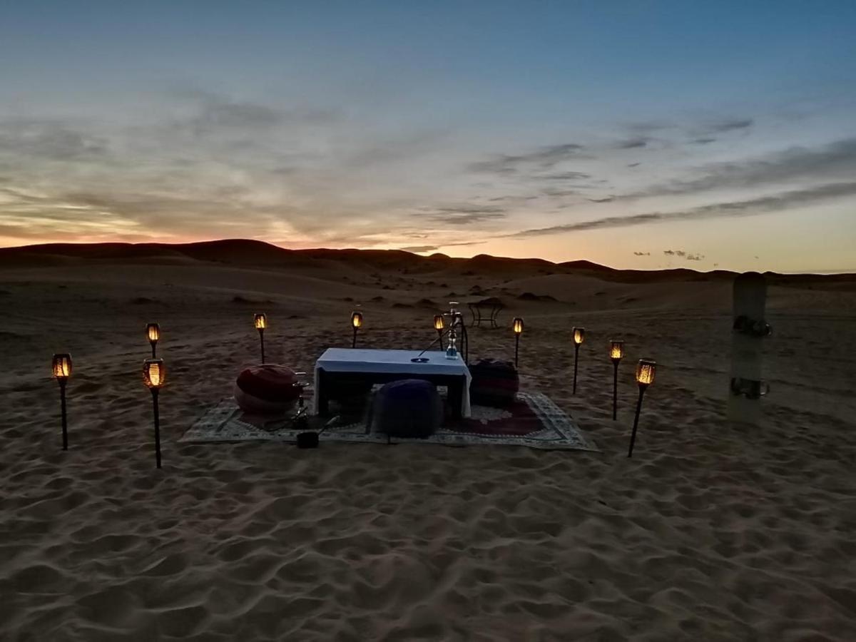 Akabar Luxury Desert Camp 梅尔祖卡 外观 照片