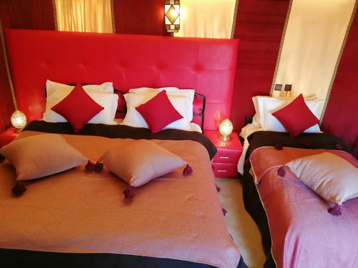 Akabar Luxury Desert Camp 梅尔祖卡 外观 照片