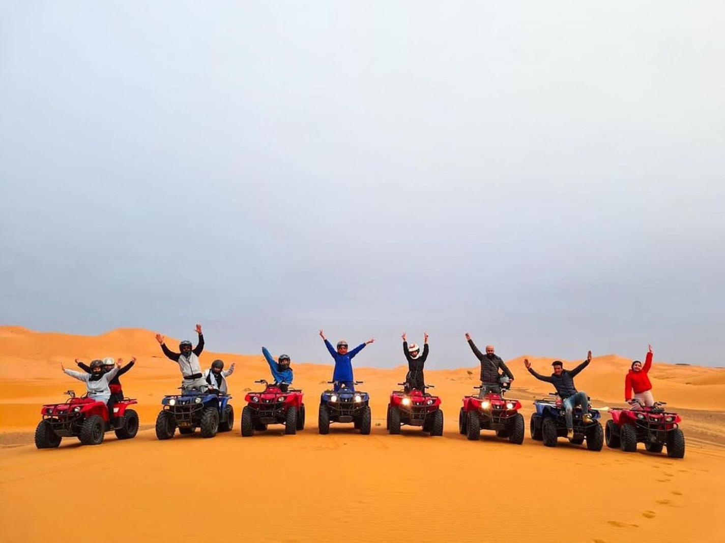 Akabar Luxury Desert Camp 梅尔祖卡 外观 照片